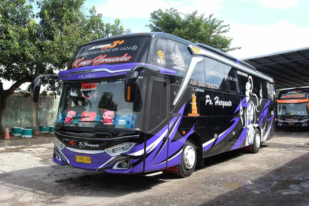 Bus Haryanto Jakarta Semarang