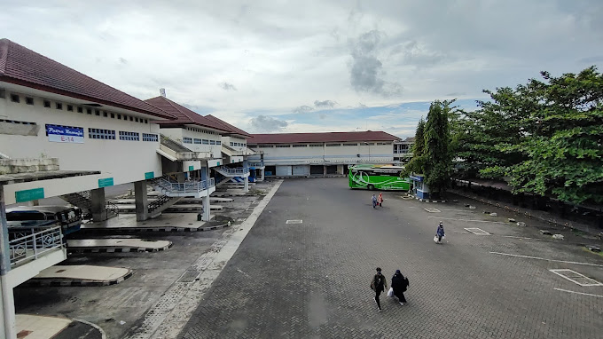 Terminal Giwangan yogyakarta