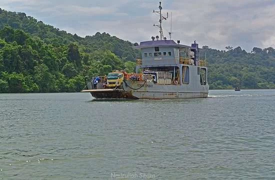 selat nusakambangan cilacap