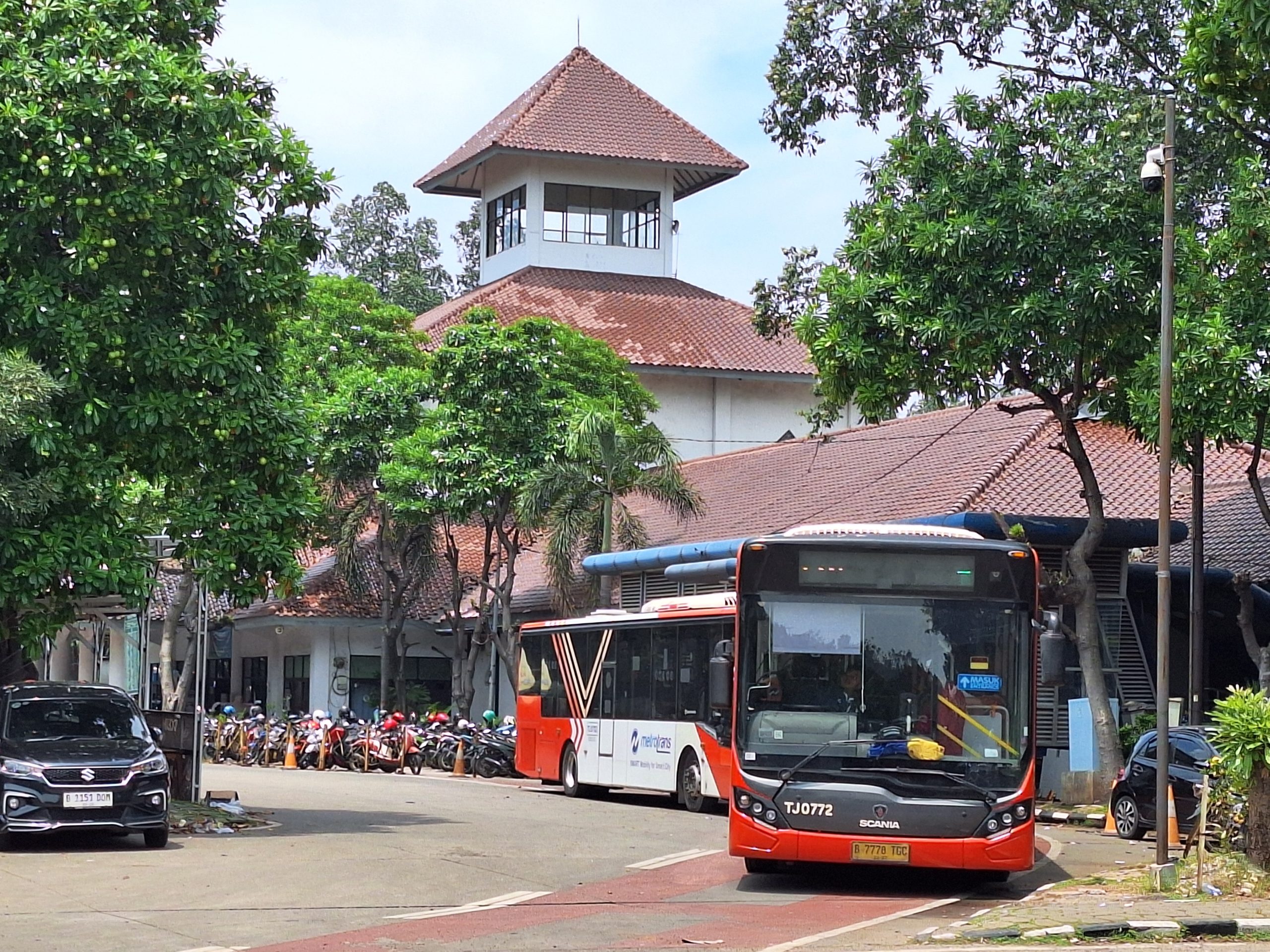 Terminal Poris Plawad